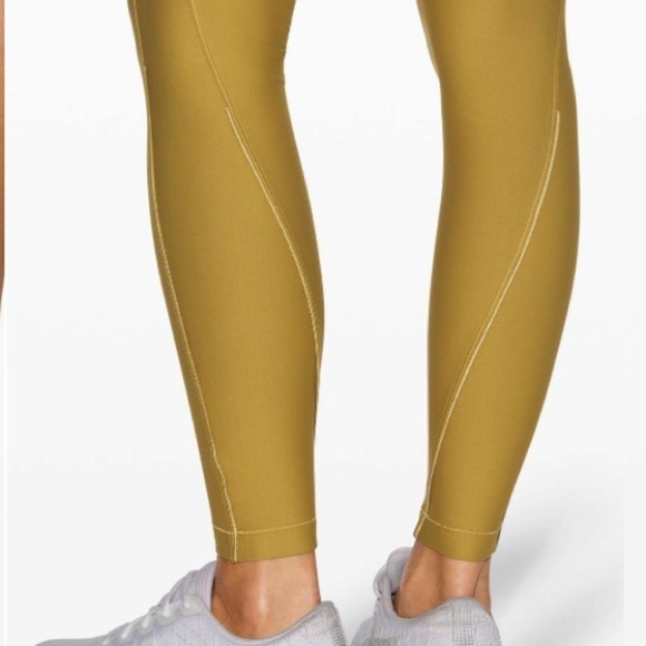 Lululemon Flurry Up Super High-Rise Tight 28" Grape Leaf - Picture 6 of 16